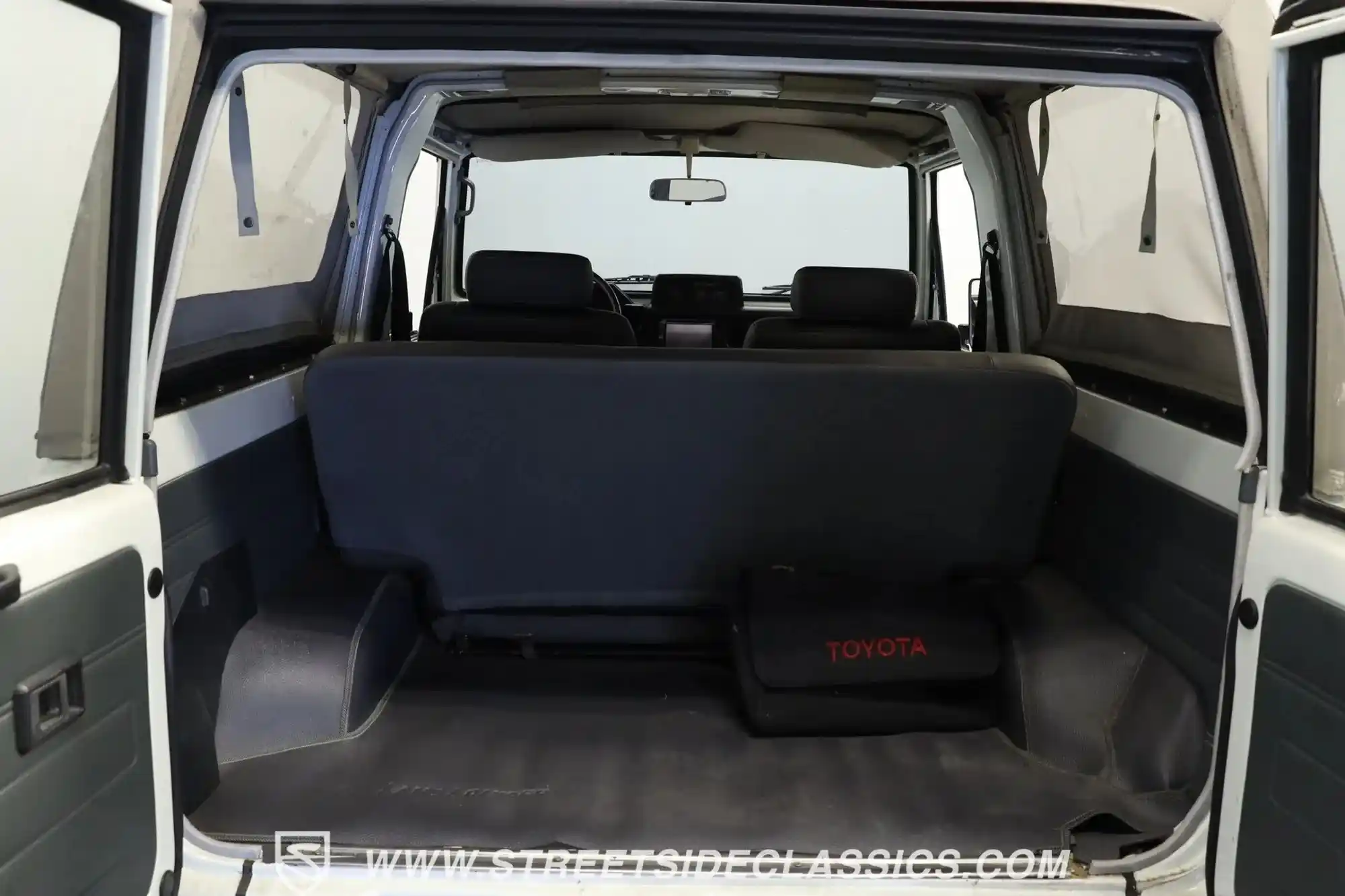 1987 Toyota Land Cruiser FJ73