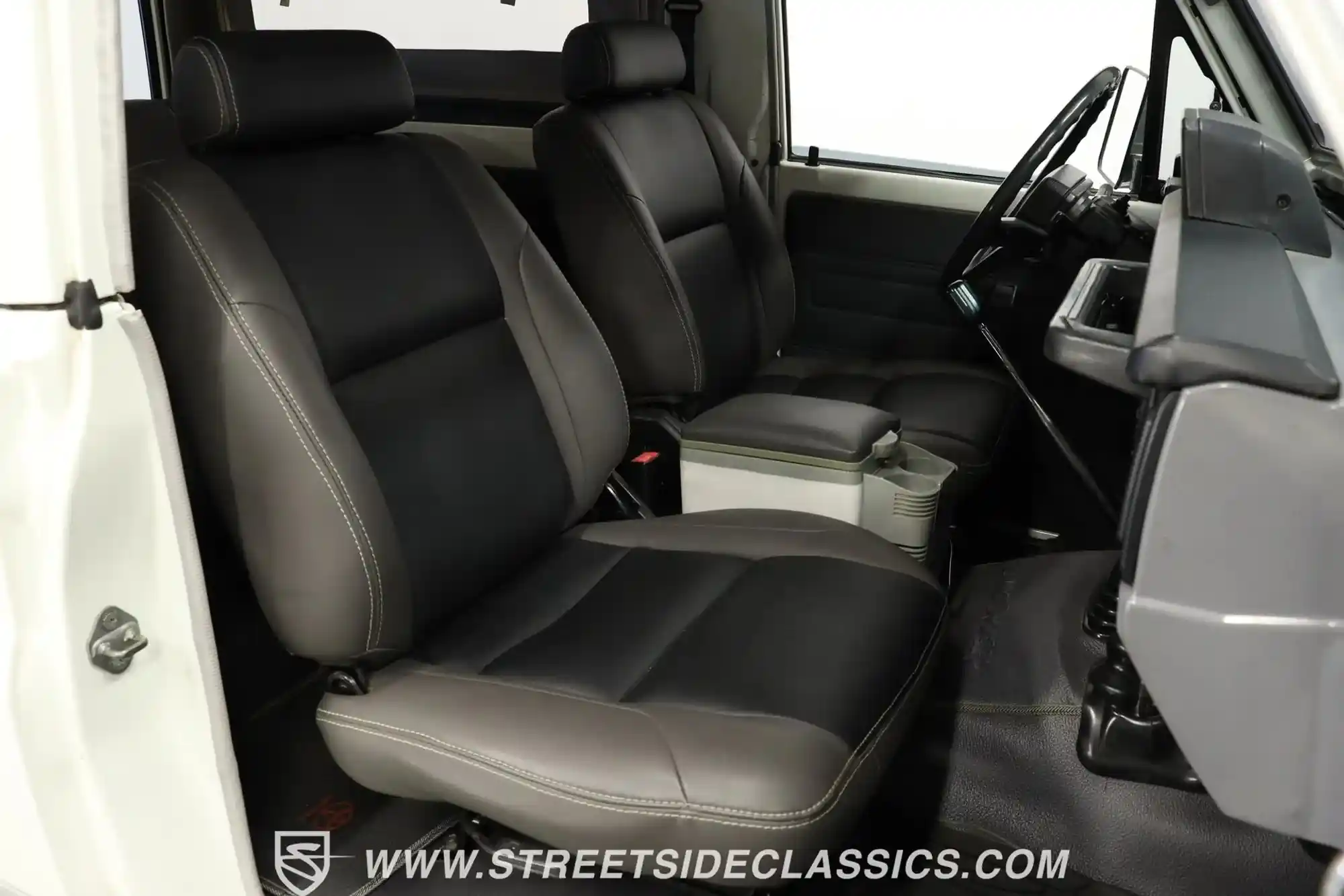 1987 Toyota Land Cruiser FJ73