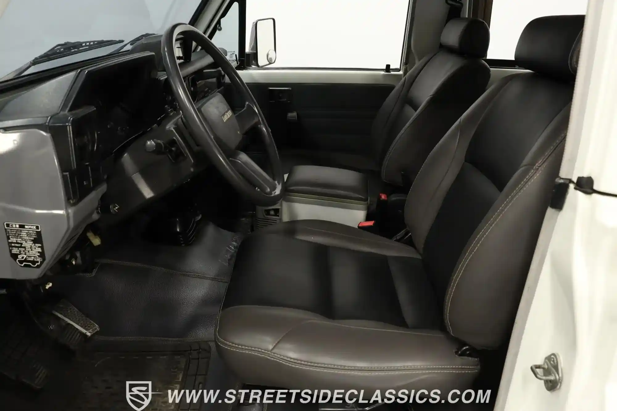 1987 Toyota Land Cruiser FJ73