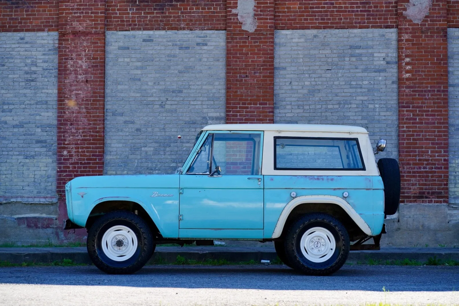 1967 Ford Bronco 4×4 - 4