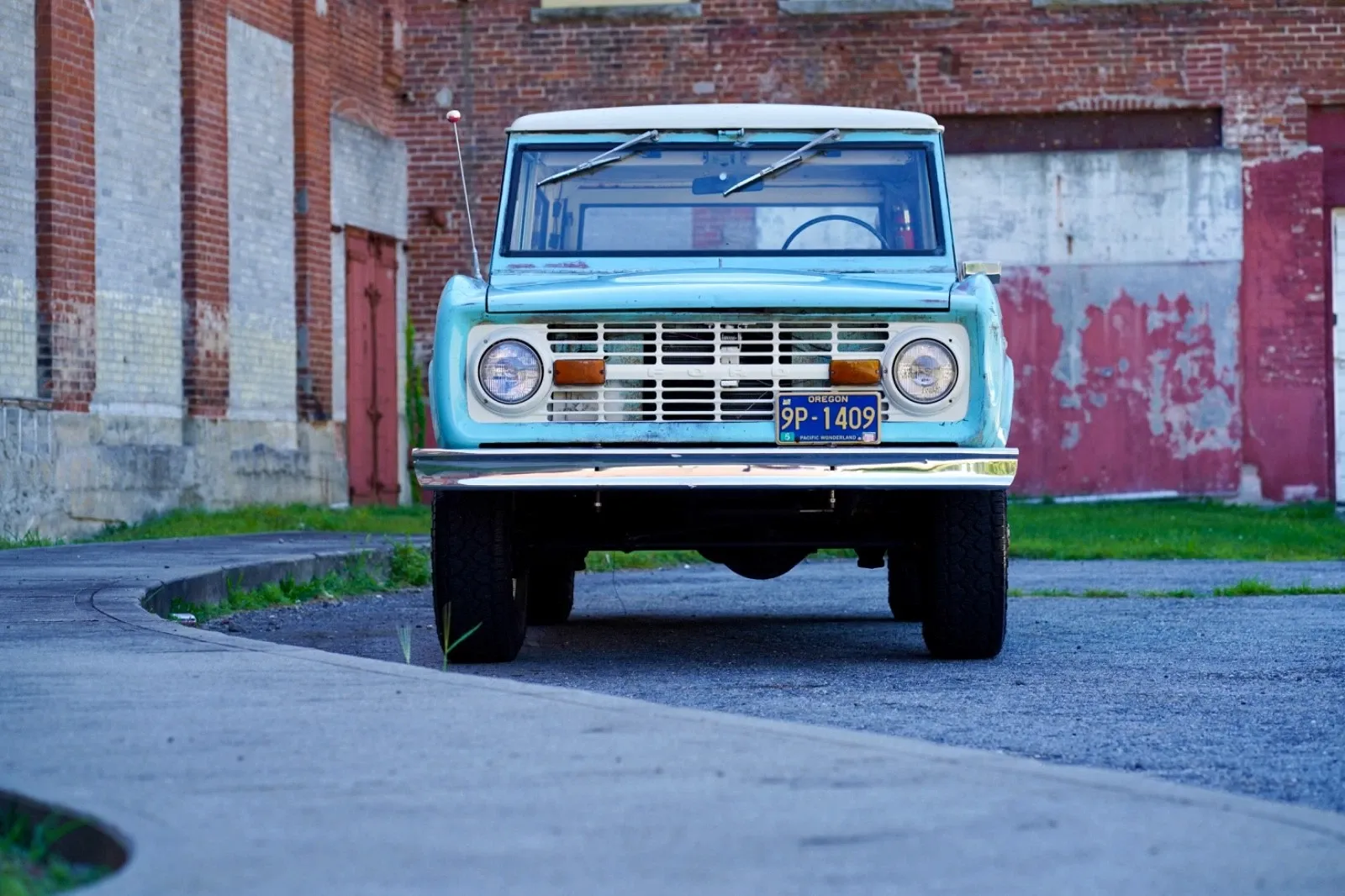 1967 Ford Bronco 4×4 - 2