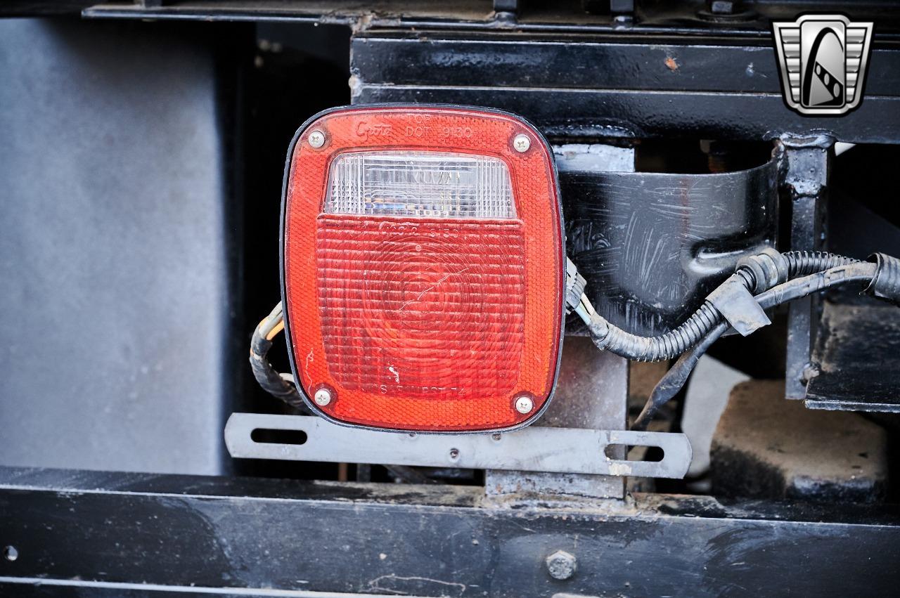 1961 Jeep FC-150 Dump Truck