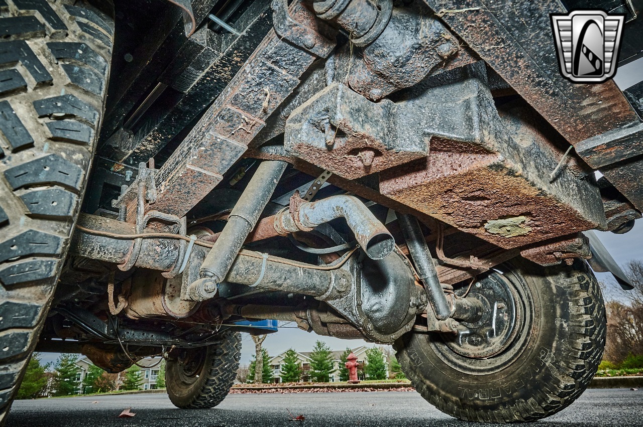 1961 Jeep FC-150 Dump Truck
