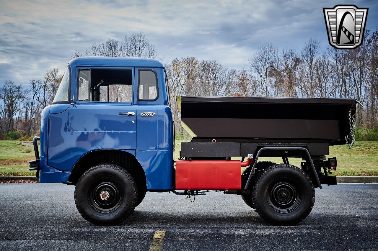 1961 Jeep FC-150 Dump Truck