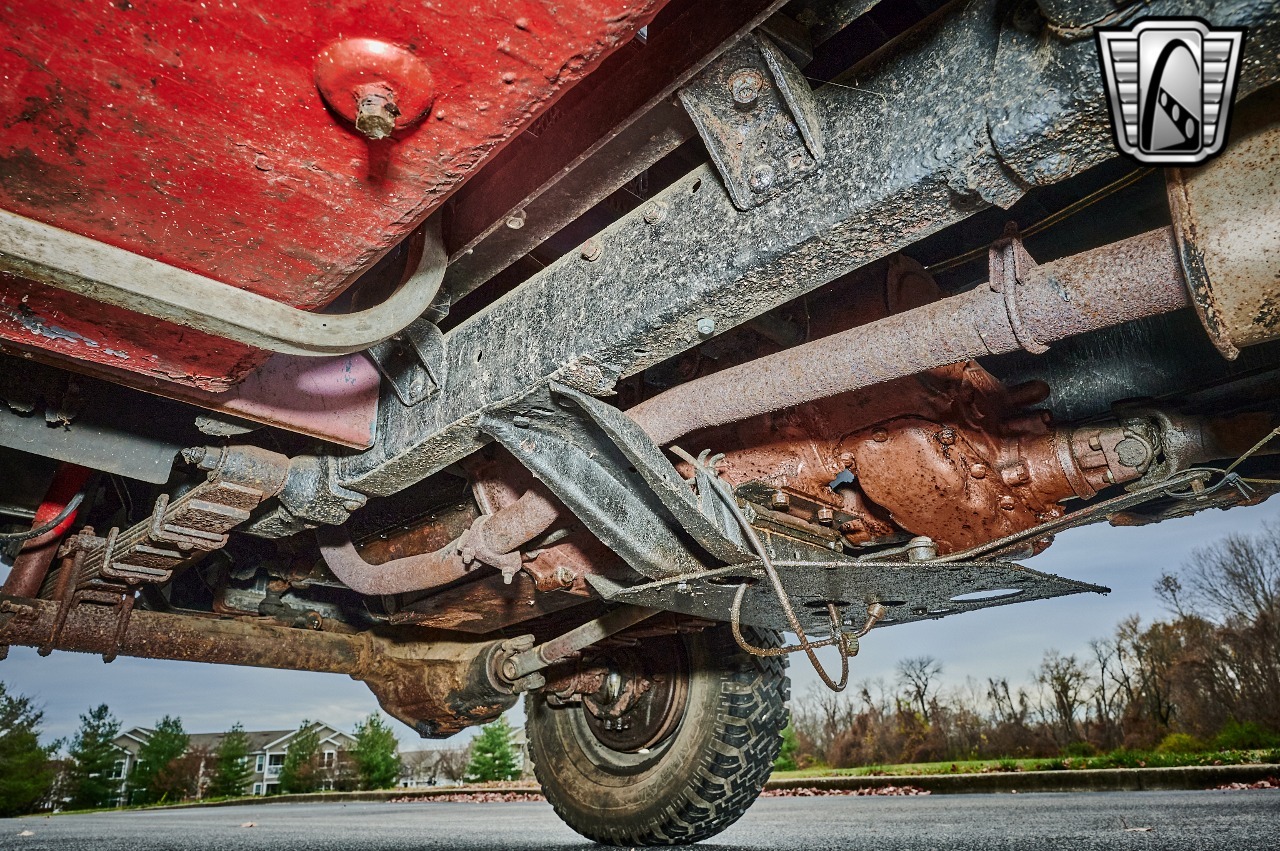 1961 Jeep FC-150 Dump Truck