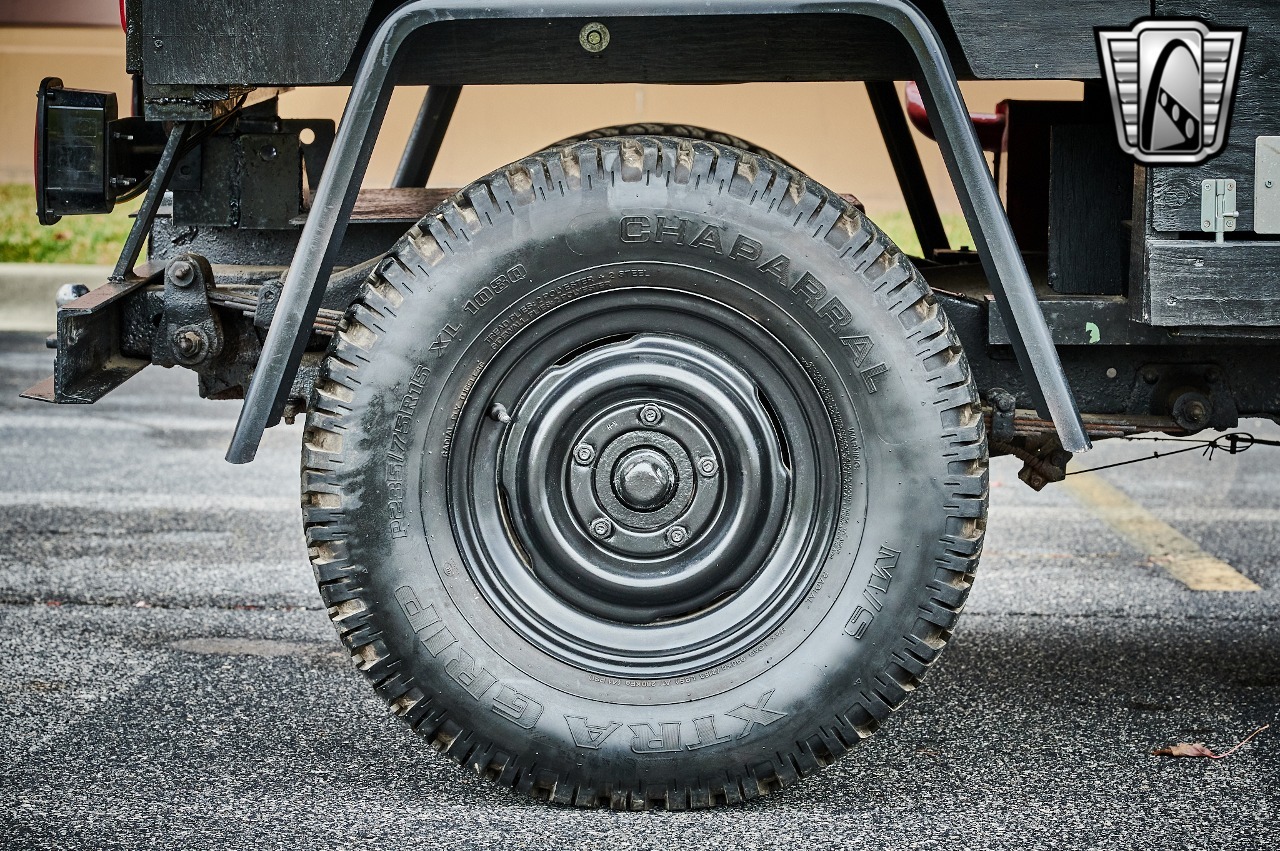 1961 Jeep FC-150 Dump Truck