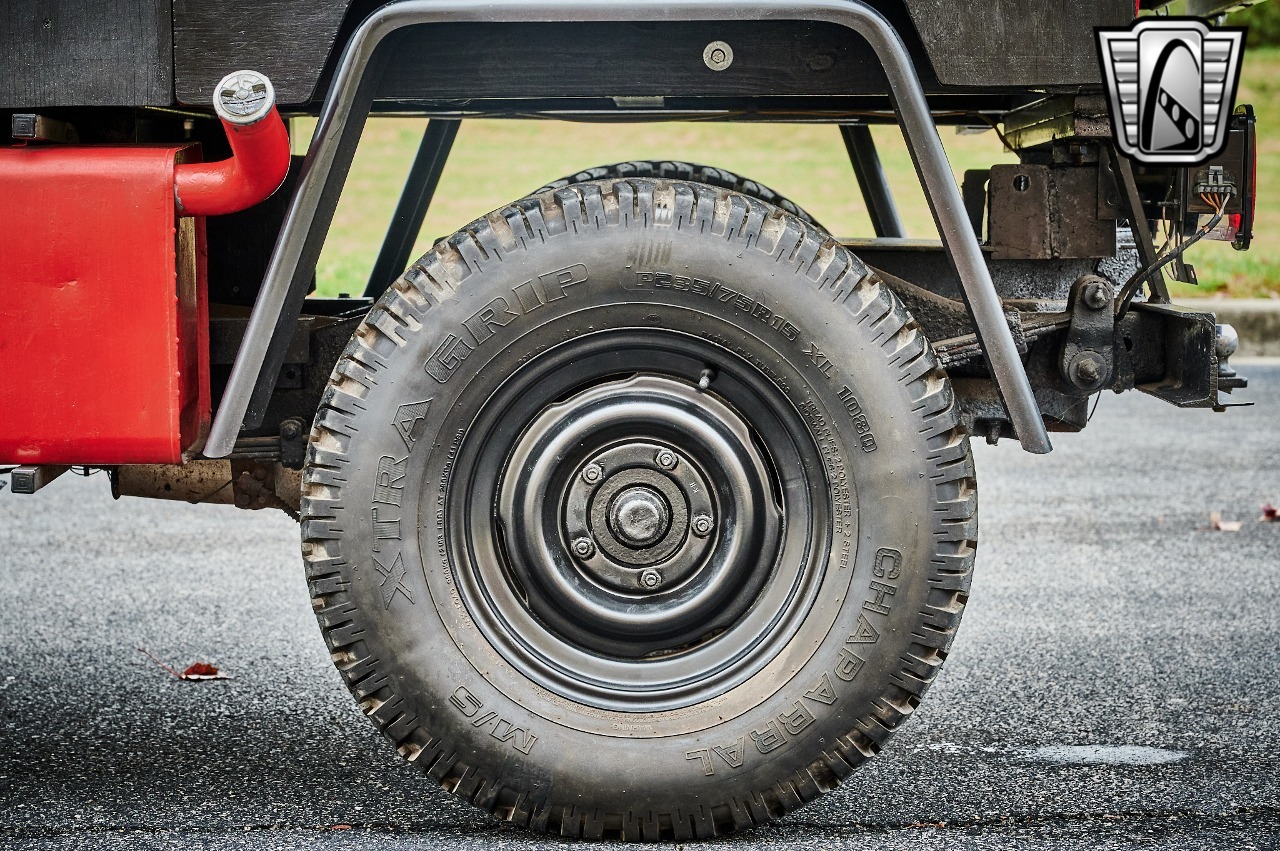 1961 Jeep FC-150 Dump Truck