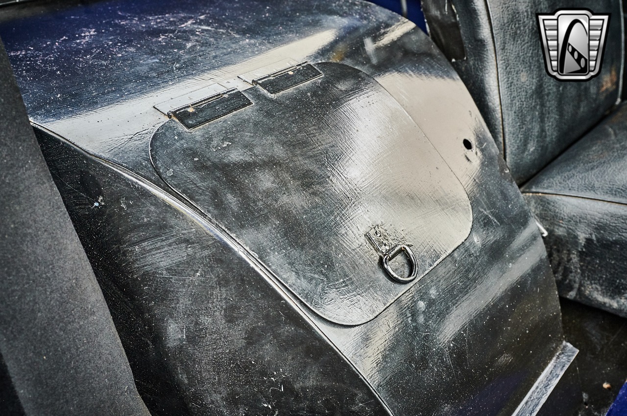 1961 Jeep FC-150 Dump Truck