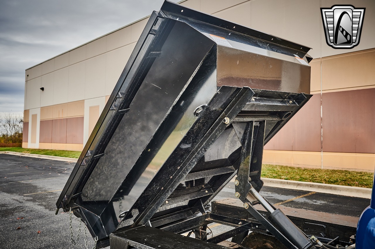 1961 Jeep FC-150 Dump Truck