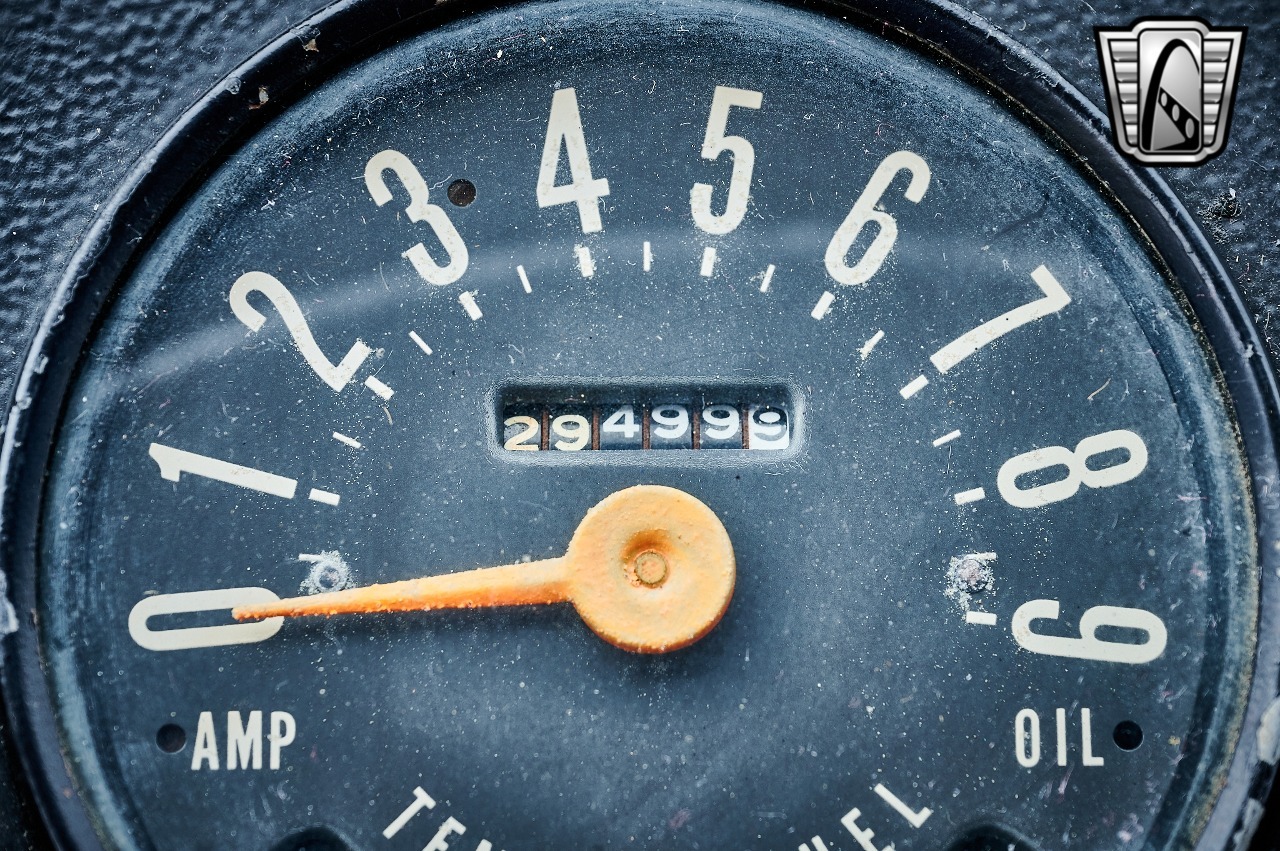 1961 Jeep FC-150 Dump Truck