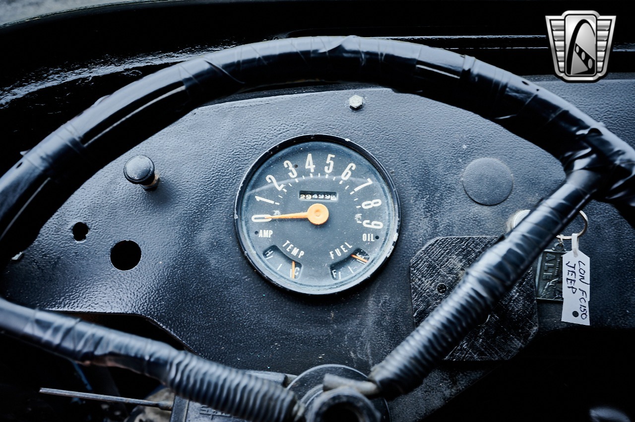 1961 Jeep FC-150 Dump Truck