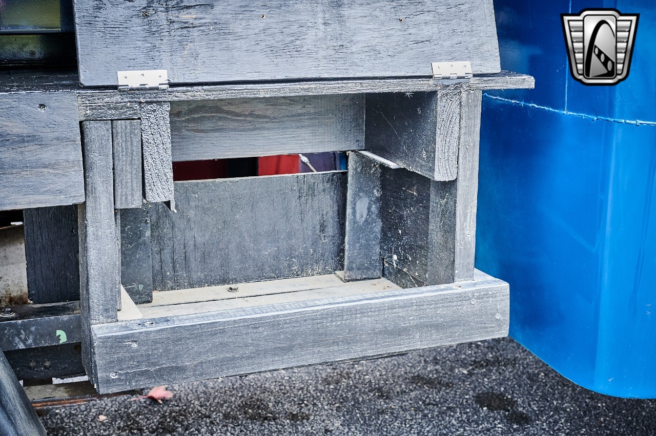 1961 Jeep FC-150 Dump Truck