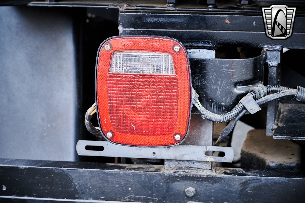 1961 Jeep FC-150 Dump Truck