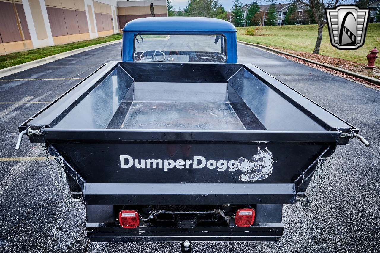 1961 Jeep FC-150 Dump Truck