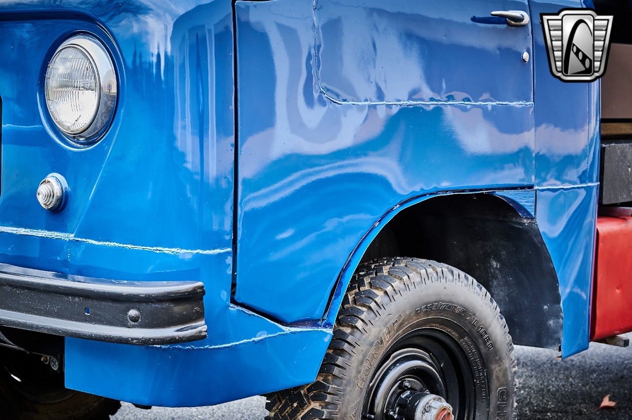 1961 Jeep FC-150 Dump Truck