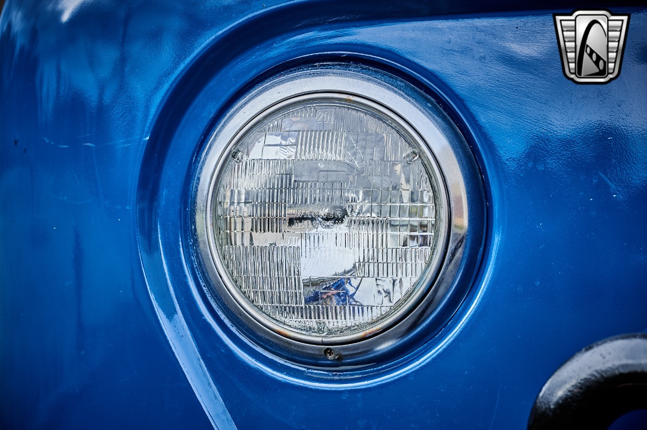 1961 Jeep FC-150 Dump Truck