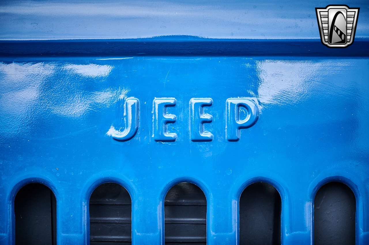 1961 Jeep FC-150 Dump Truck