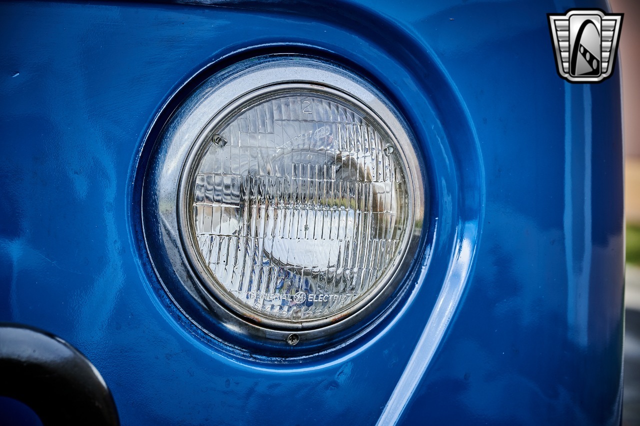 1961 Jeep FC-150 Dump Truck