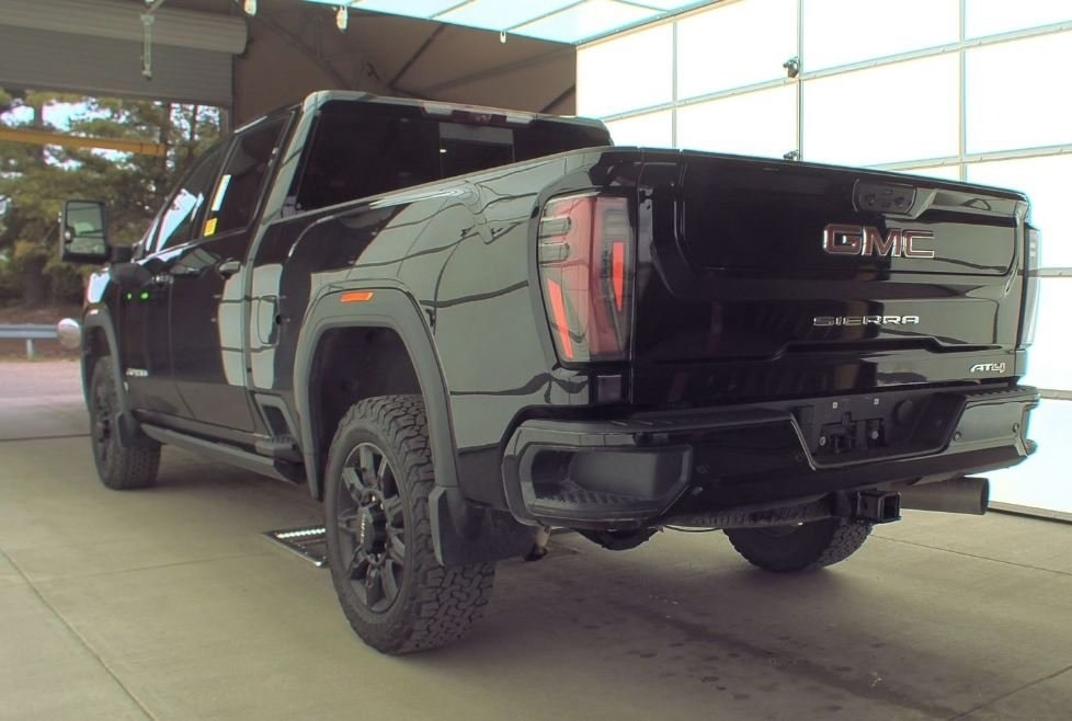2024 GMC Sierra 2500HD AT4 - 5