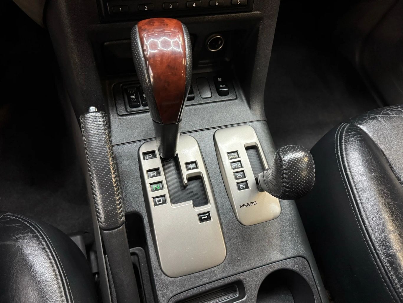 2005 Mitsubishi Montero Limited Sport