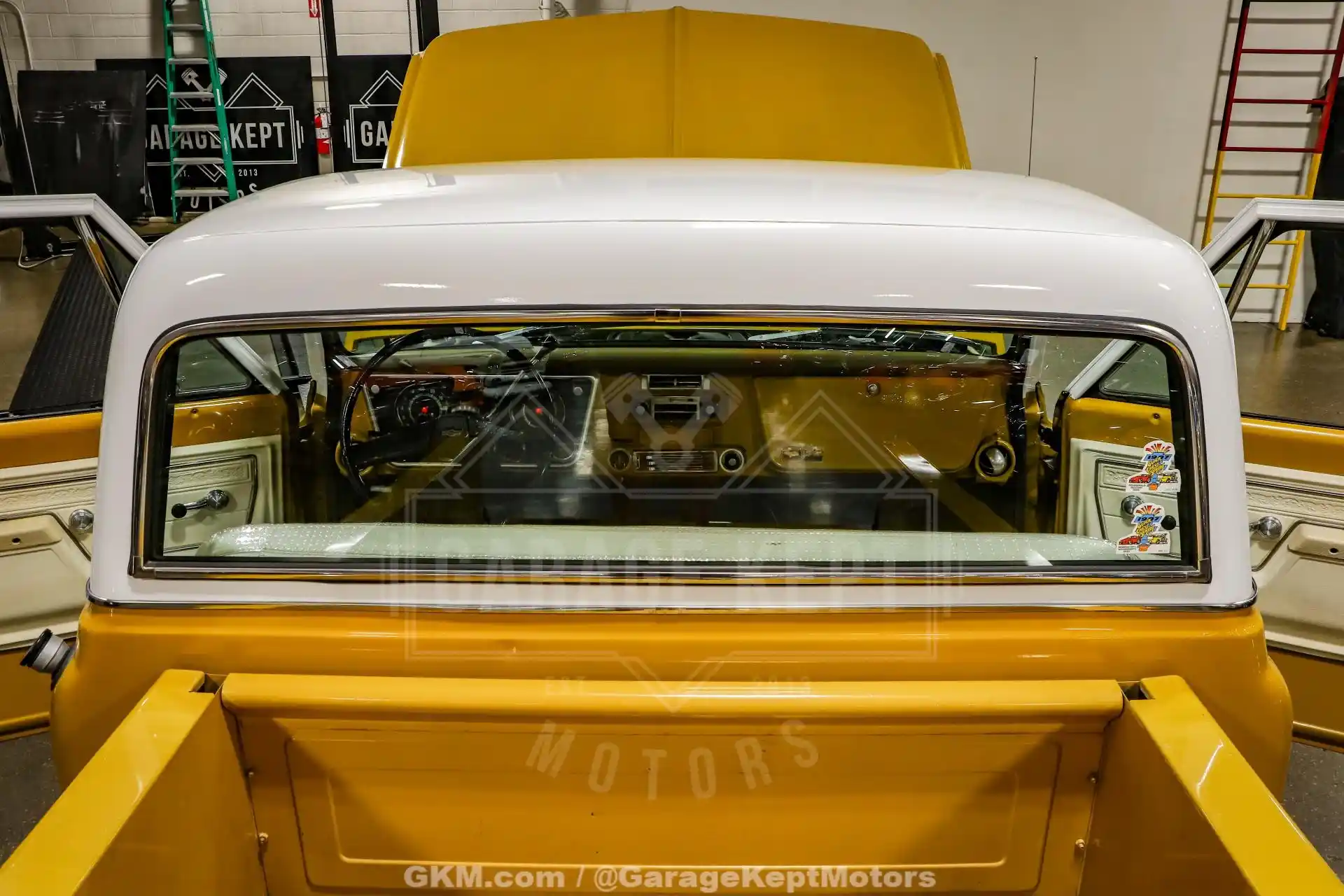 454 ci V8-Powered 1972 Chevrolet C-10