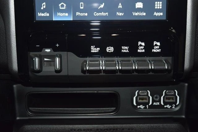 2024 Ram 2500 Laramie Mega Cab 4x4