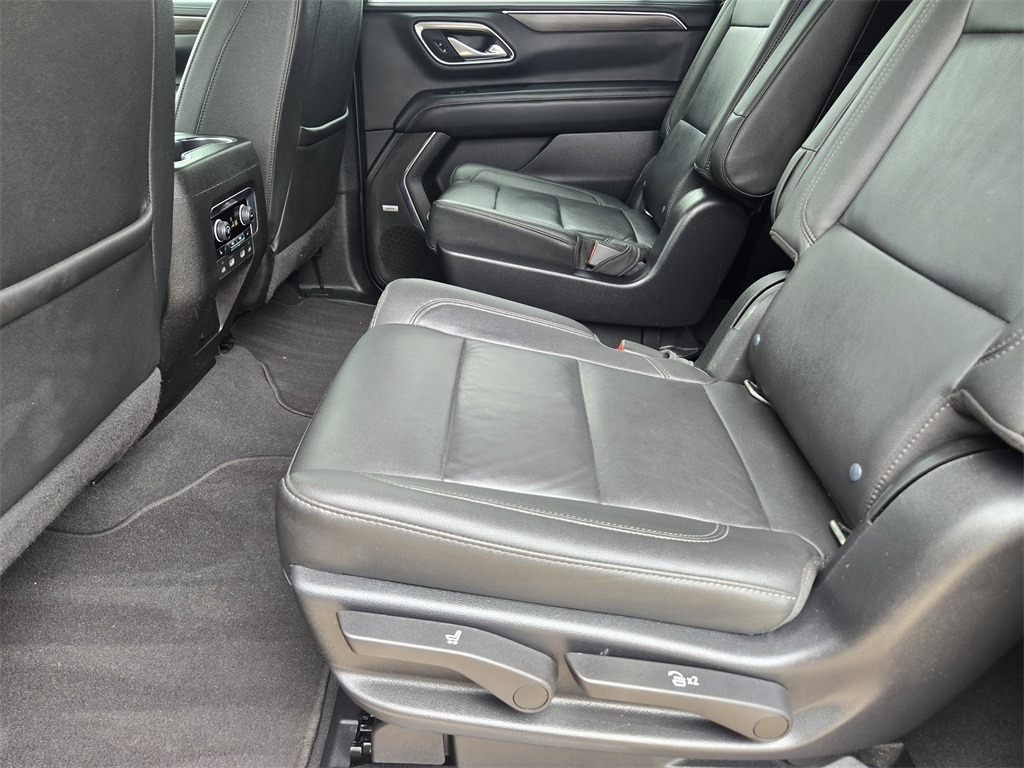 2022 Chevrolet Suburban Z71 - 5