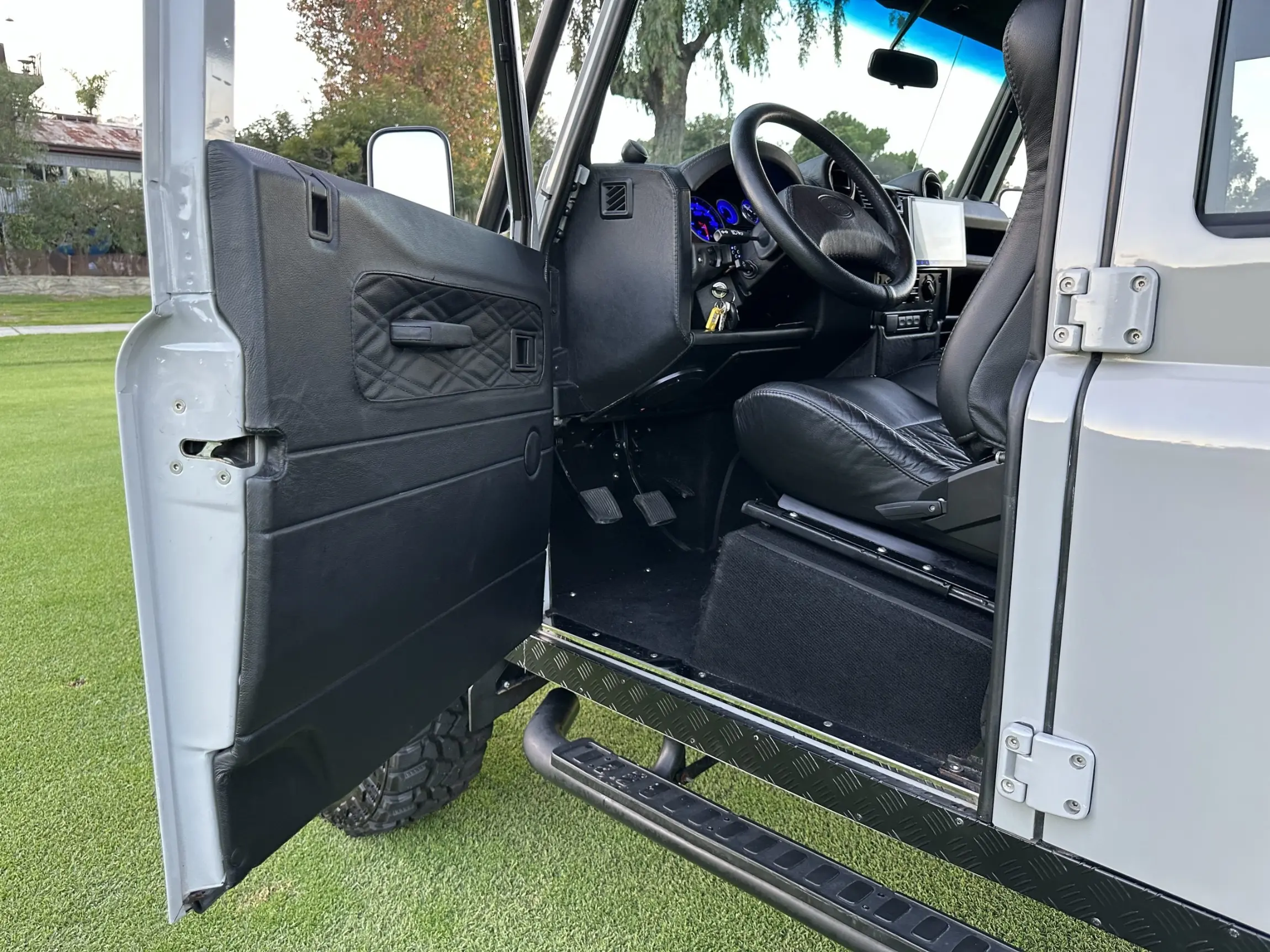 1994 Land Rover Defender 130 Double Cab Pickup 4×4