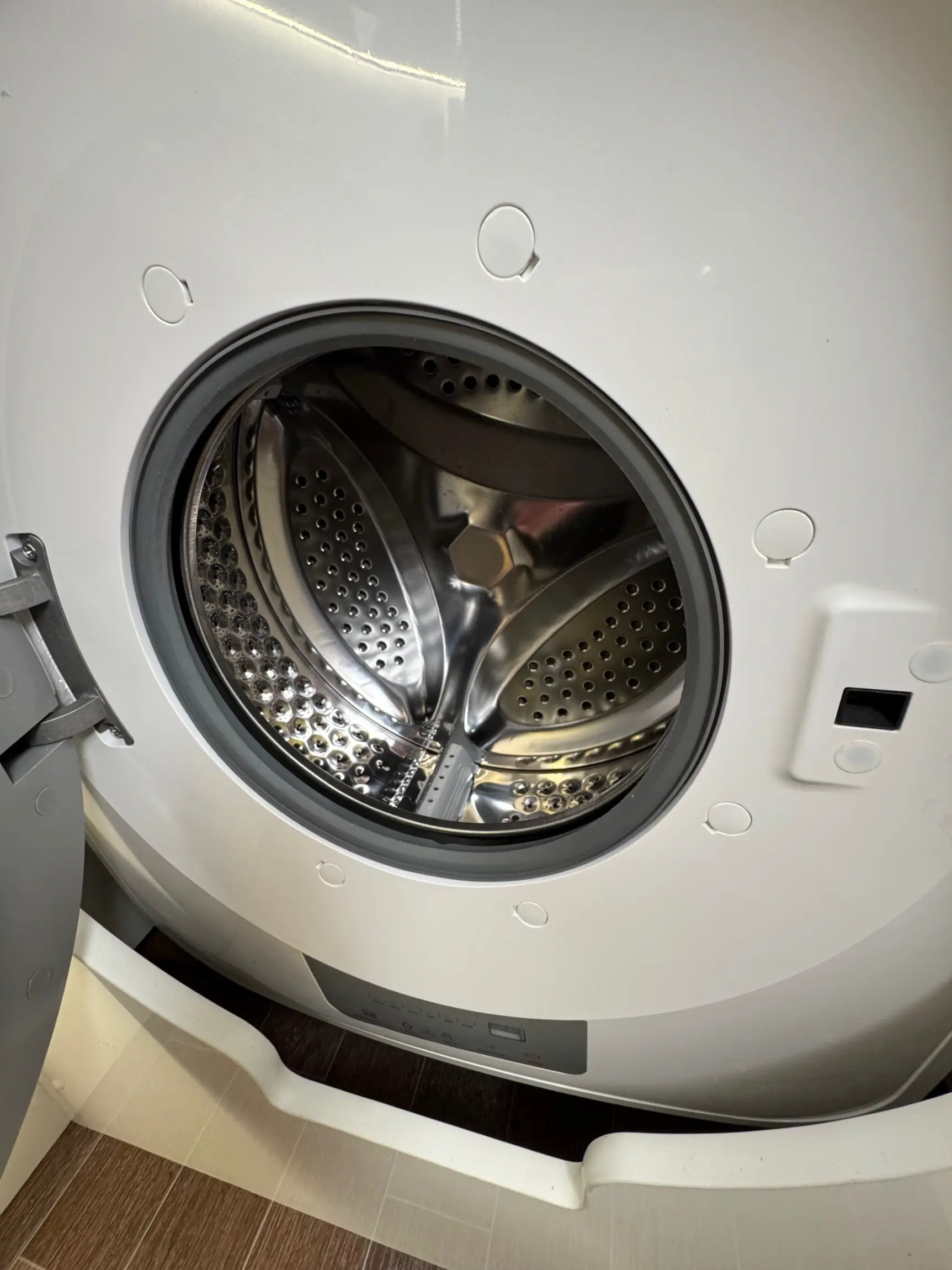 1995 Stewart & Stevenson M1078 Expedition Build