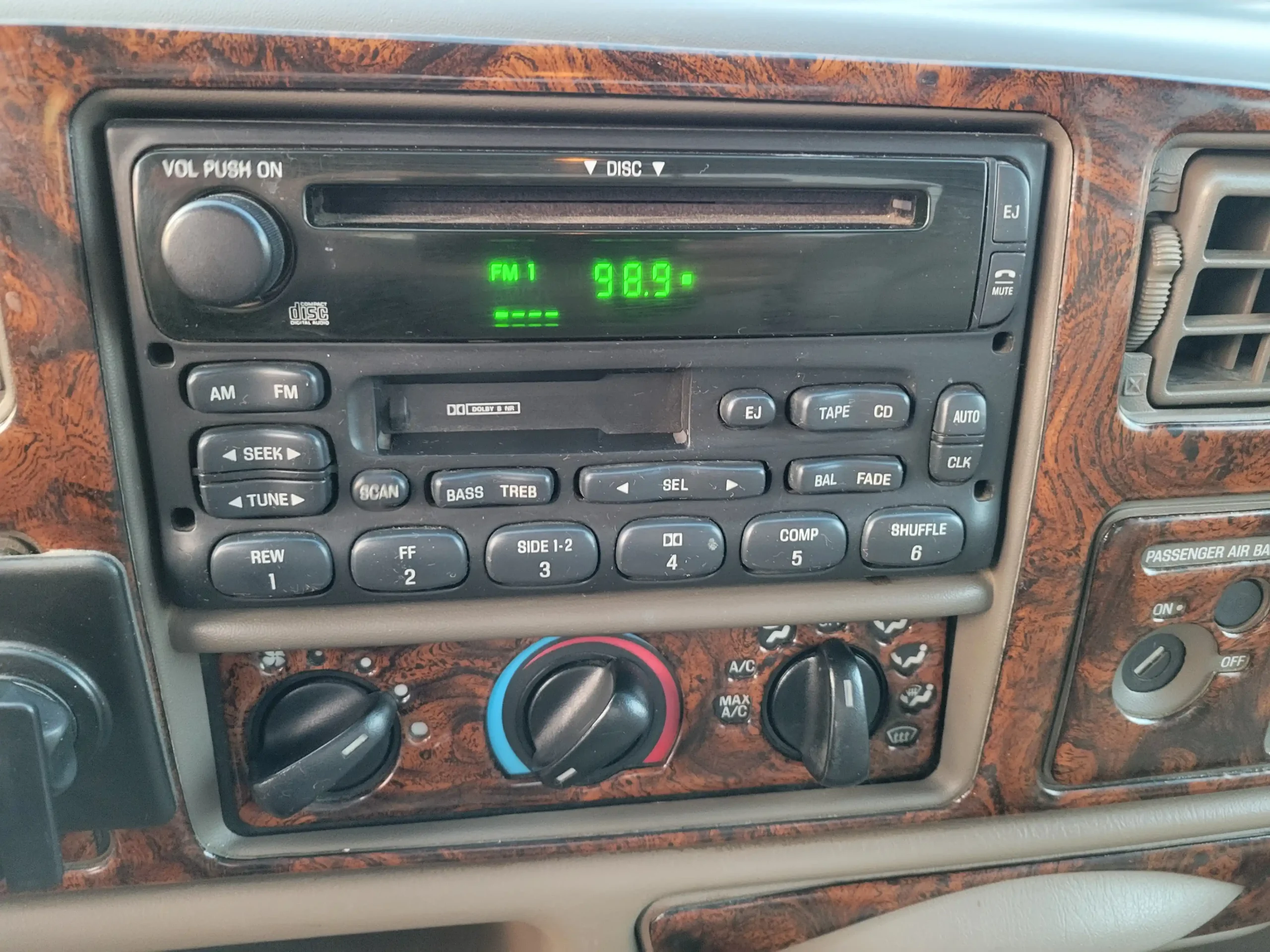 2000 Ford F-350 Lariat Dually