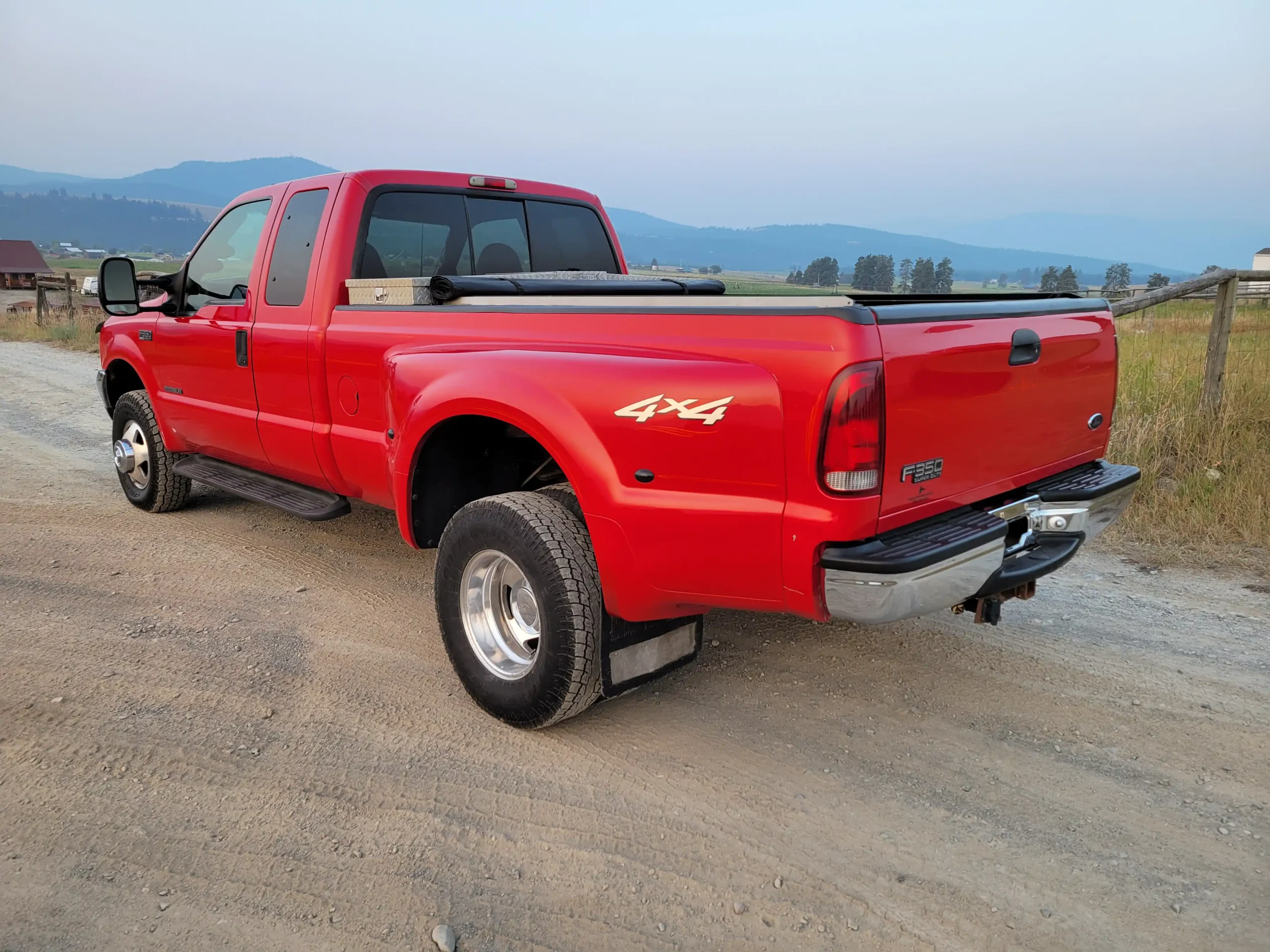 2000 Ford F-350 Lariat Dually
