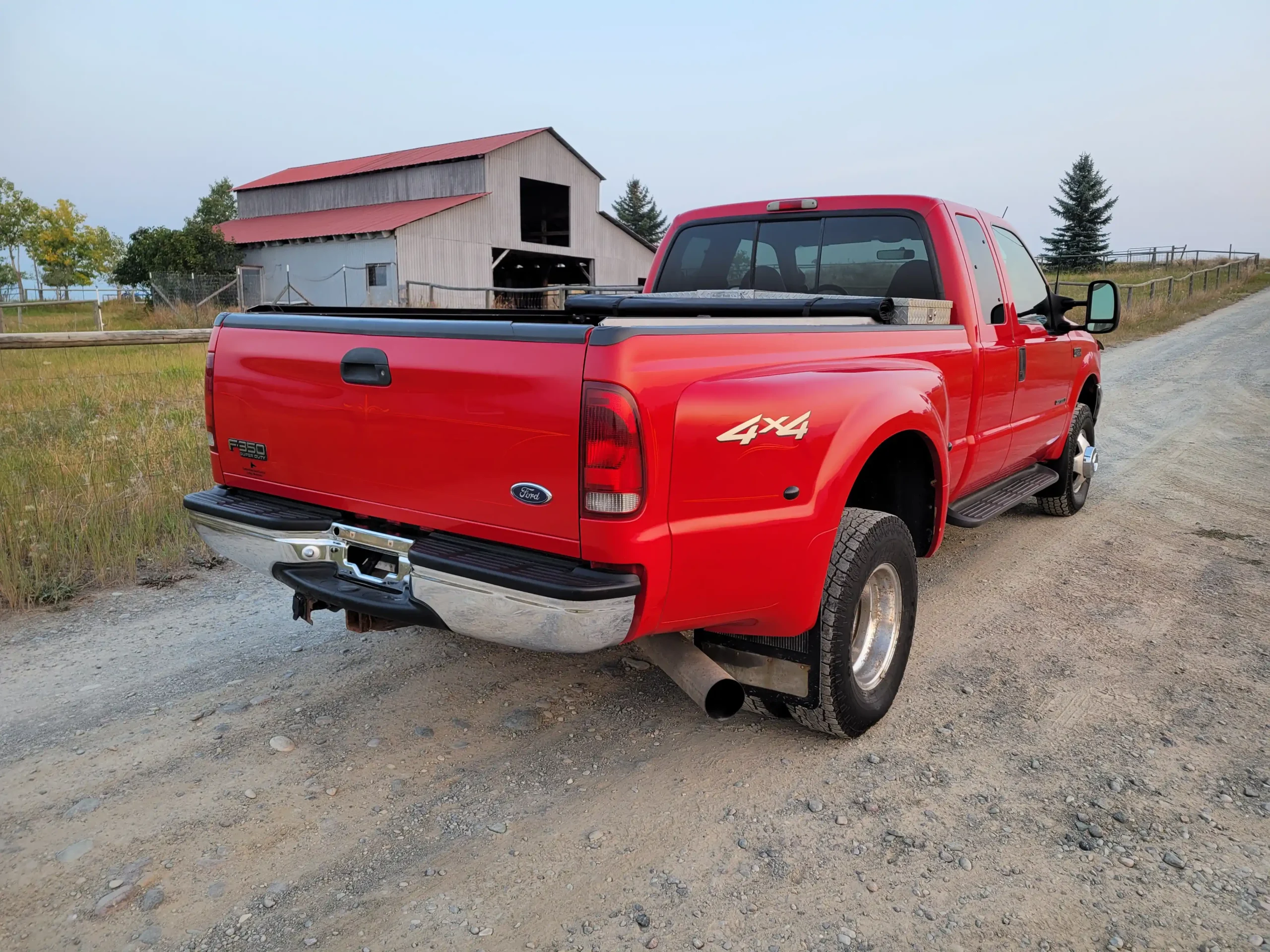 2000 Ford F-350 Lariat Dually