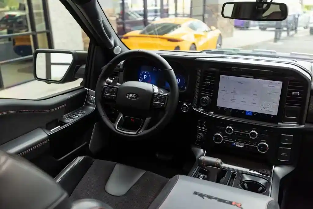 2025 Ford F-150 Raptor R