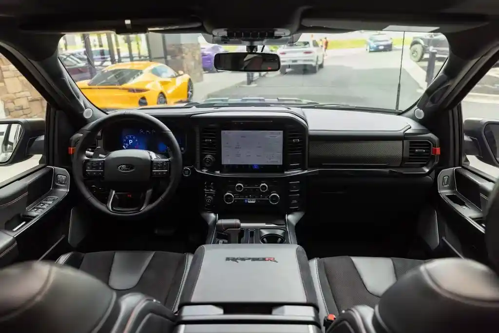 2025 Ford F-150 Raptor R