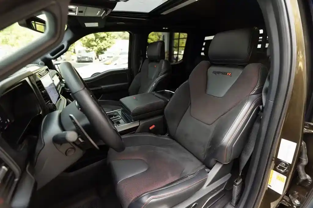 2025 Ford F-150 Raptor R