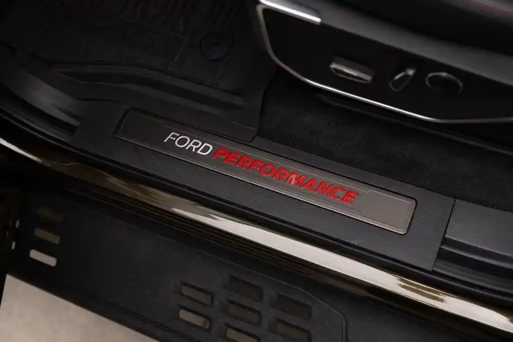 2025 Ford F-150 Raptor R