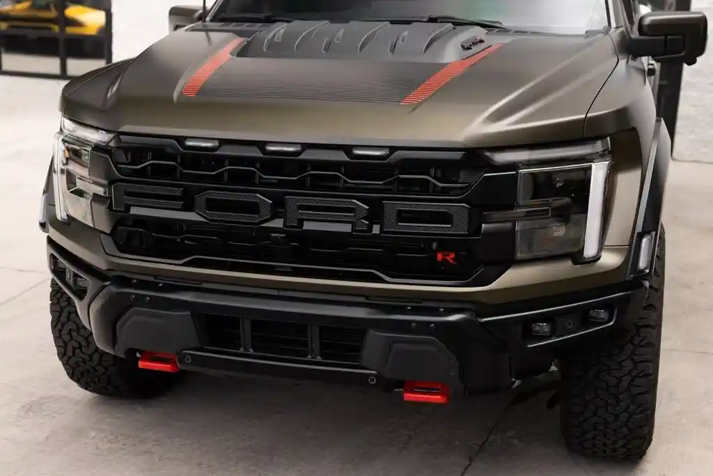 2025 Ford F-150 Raptor R