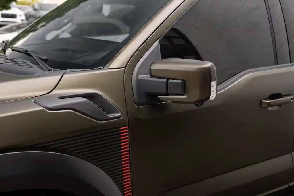 2025 Ford F-150 Raptor R