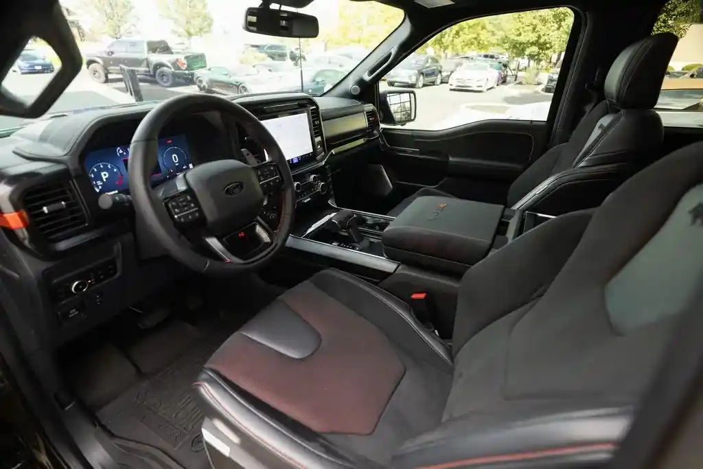 2025 Ford F-150 Raptor R