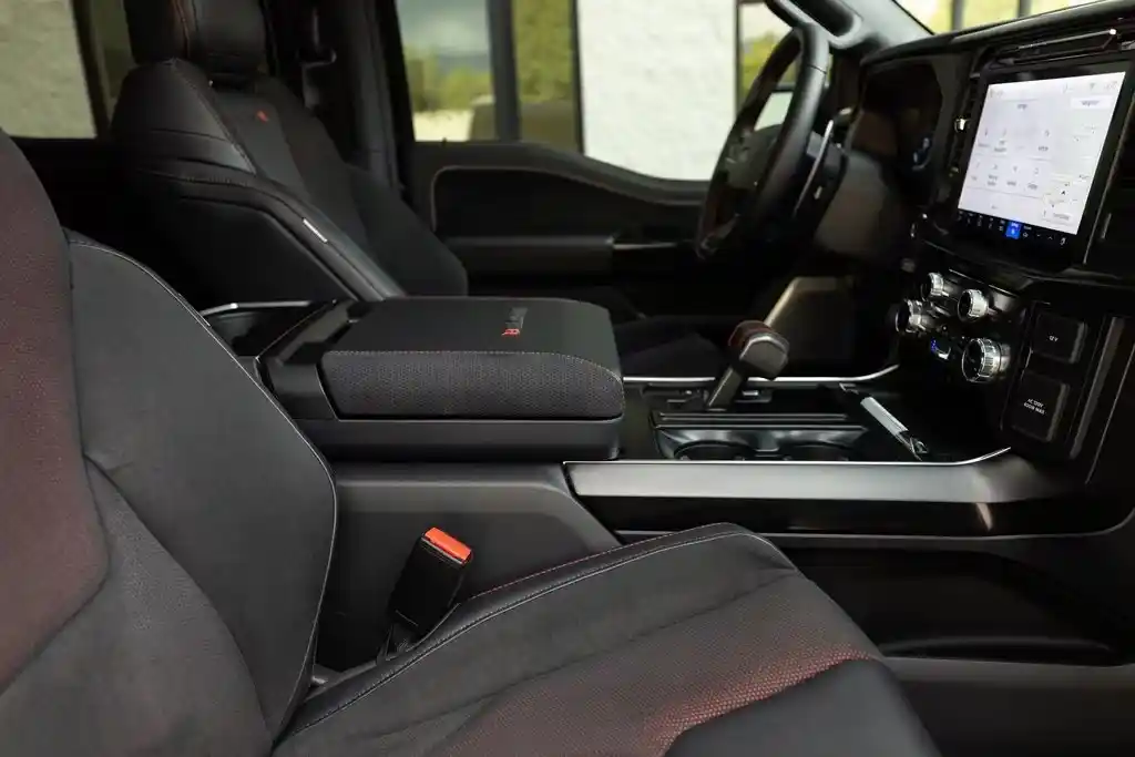 2025 Ford F-150 Raptor R