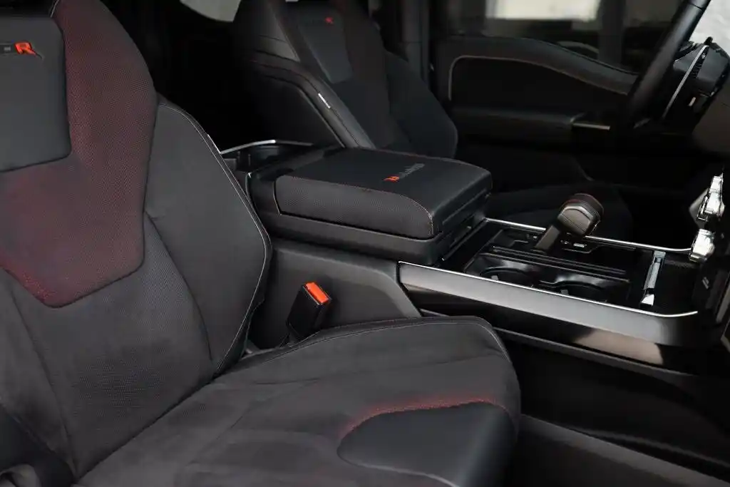 2025 Ford F-150 Raptor R