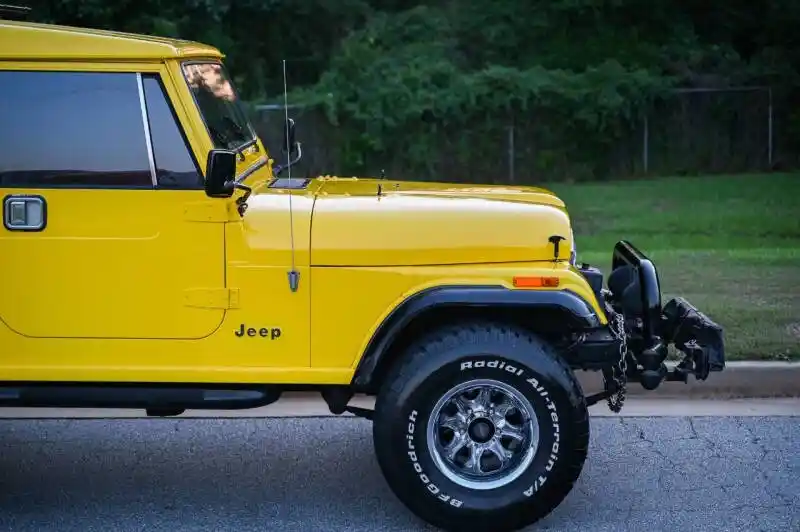 1984 Jeep CJ-8 Scrambler