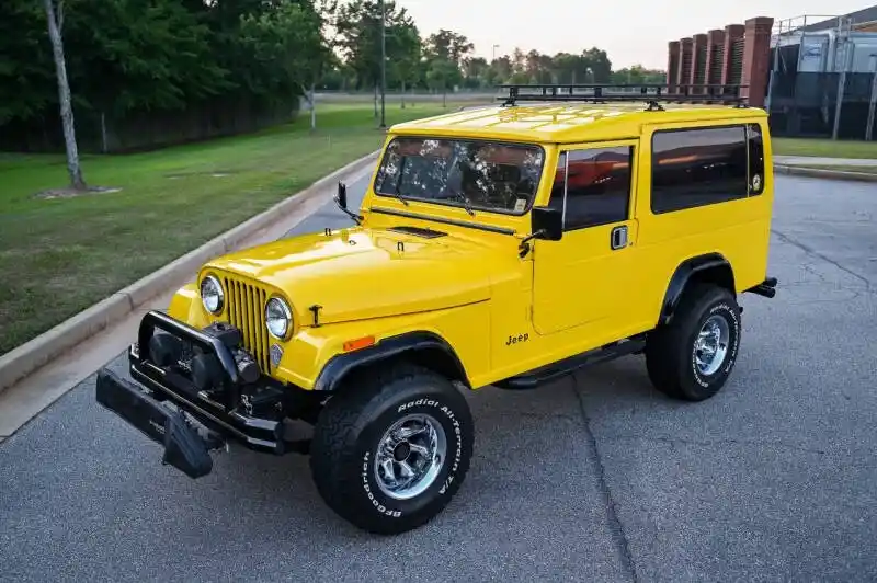 1984 Jeep CJ-8 Scrambler