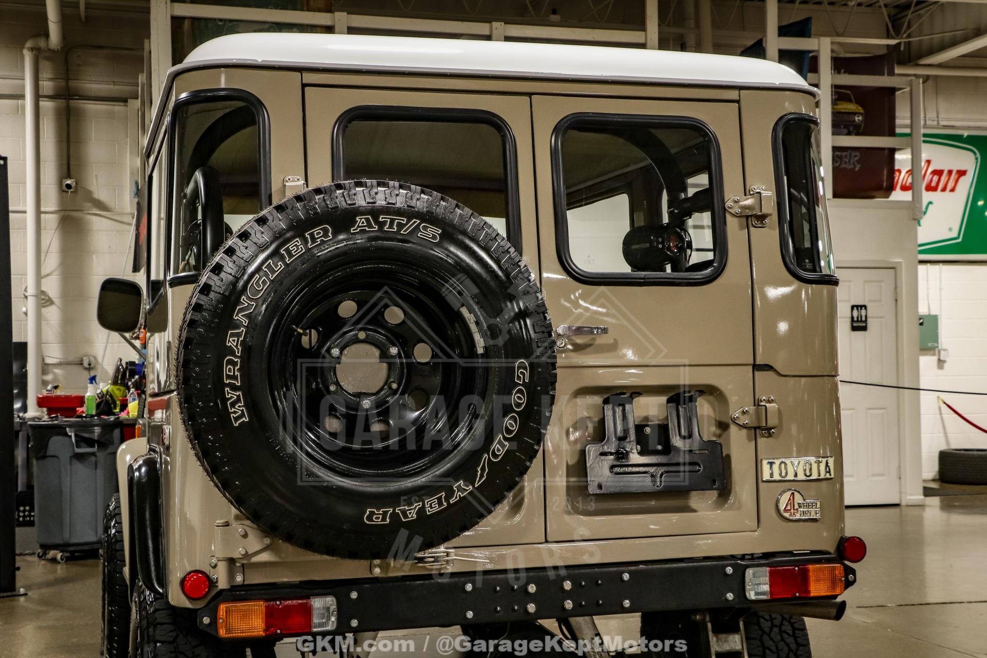 1975 Toyota Land Cruiser FJ40