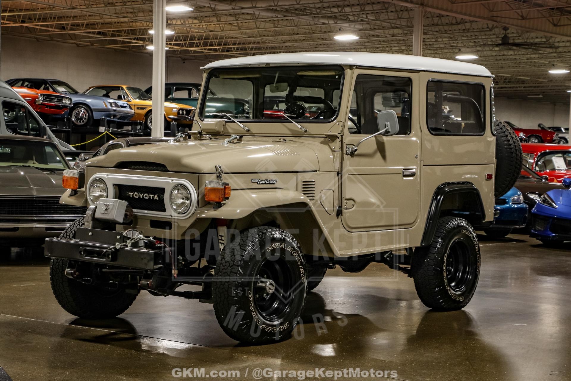 1975 Toyota Land Cruiser FJ40 - 4