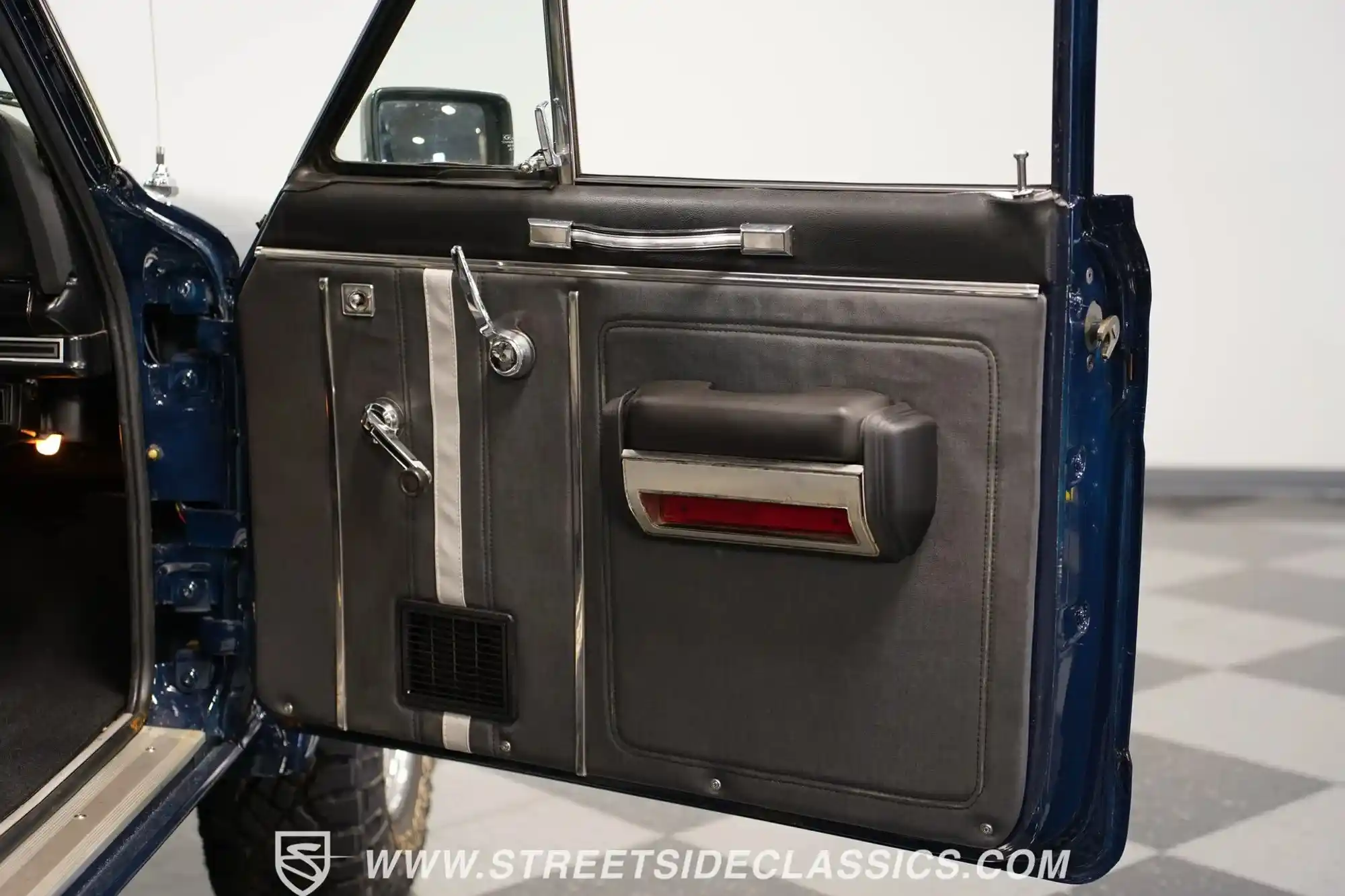 1983 Jeep Cherokee Laredo Wide Track