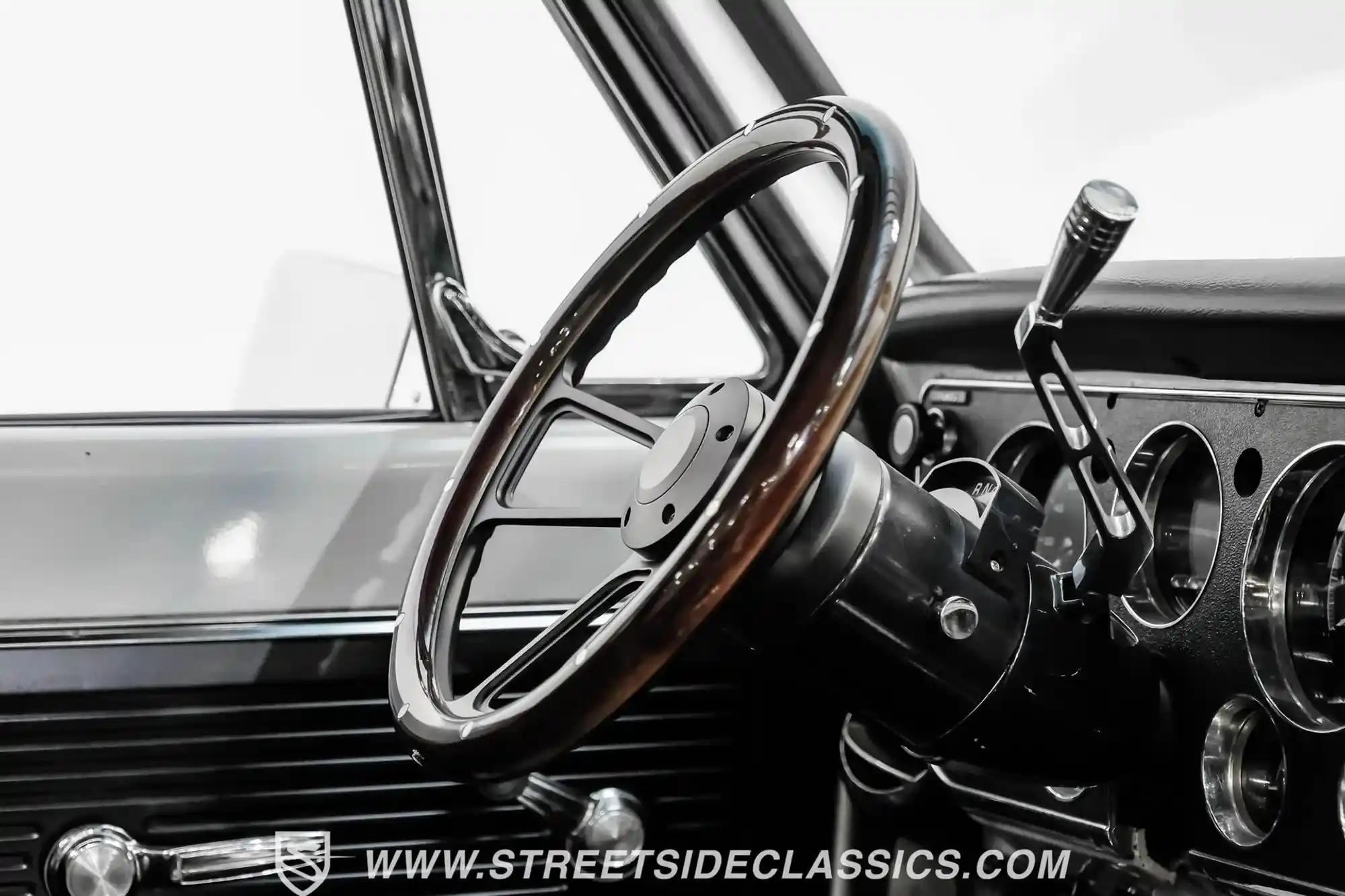 1970 GMC K1500 Restomod