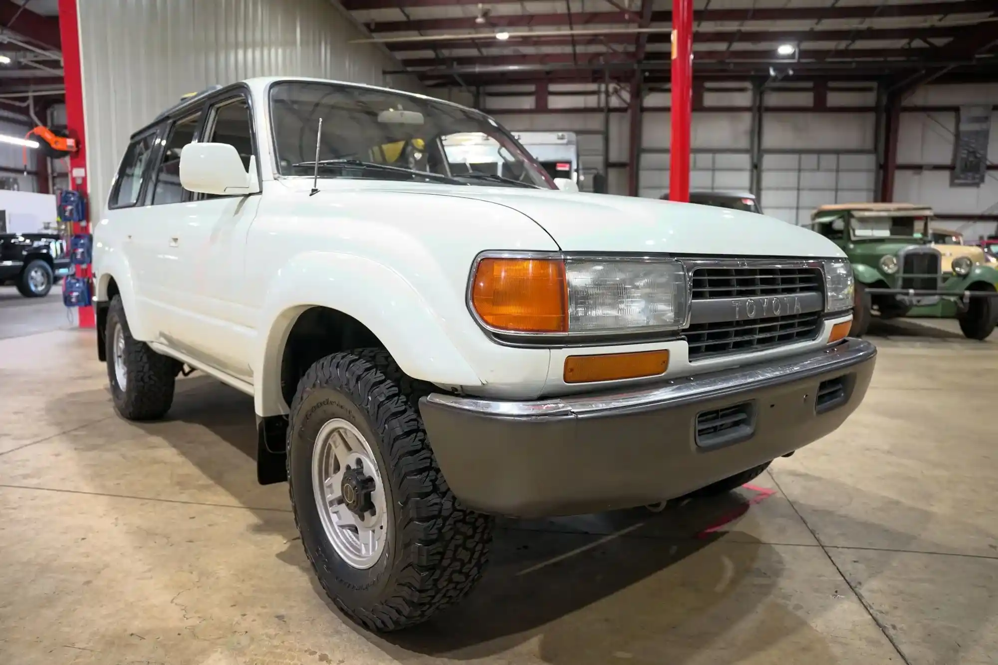  Toyota Land Cruiser