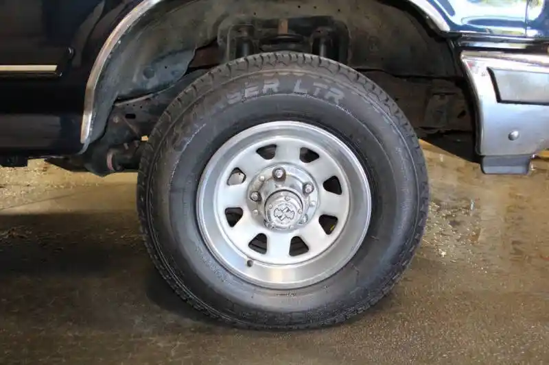 1990 Ford F-150 XLT Lariat