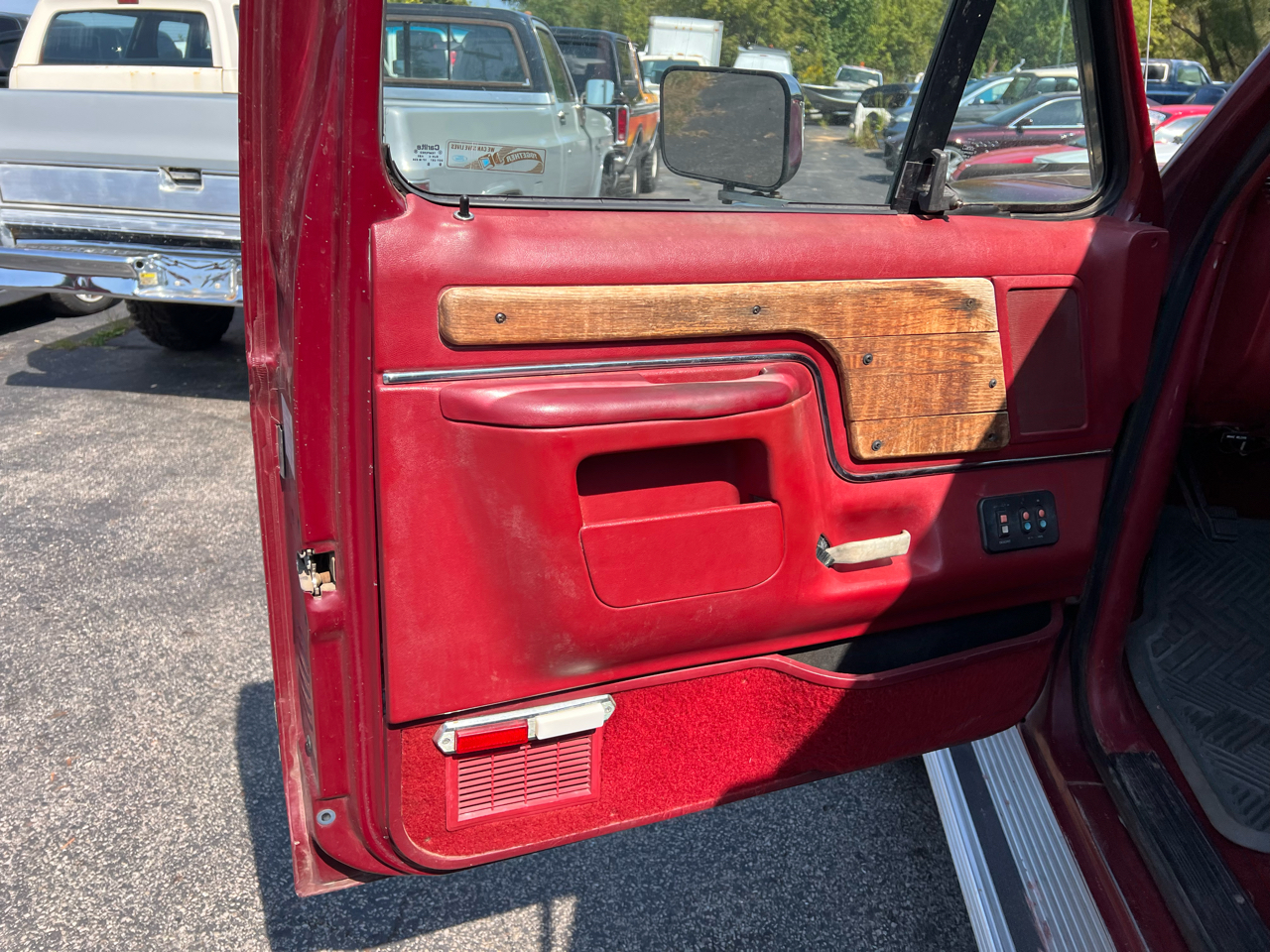 1989 Ford F-250 XLT Lariat